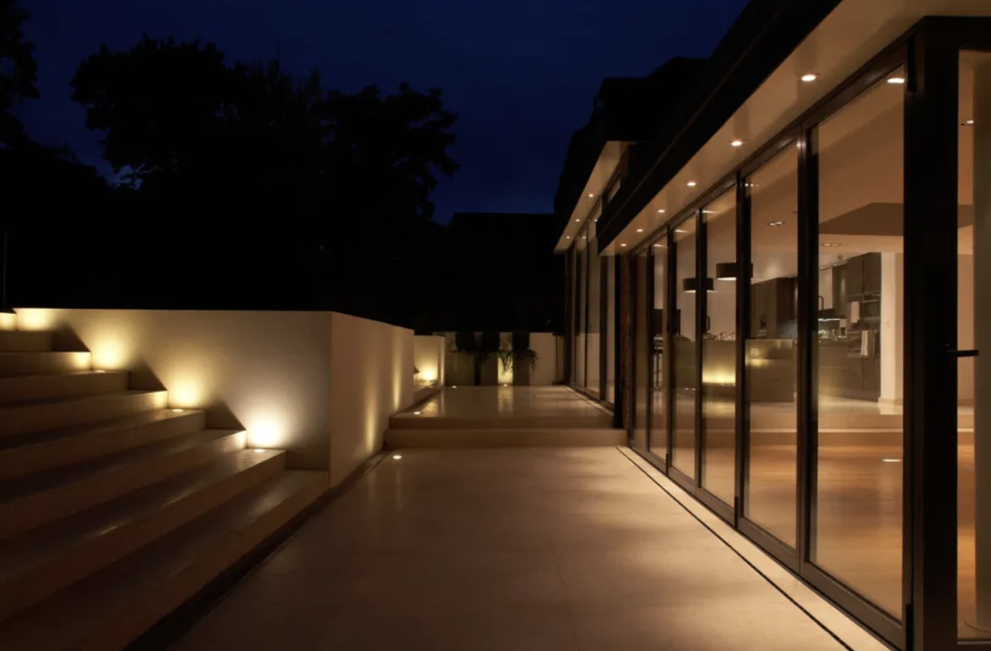 Hampton Court project photo 4